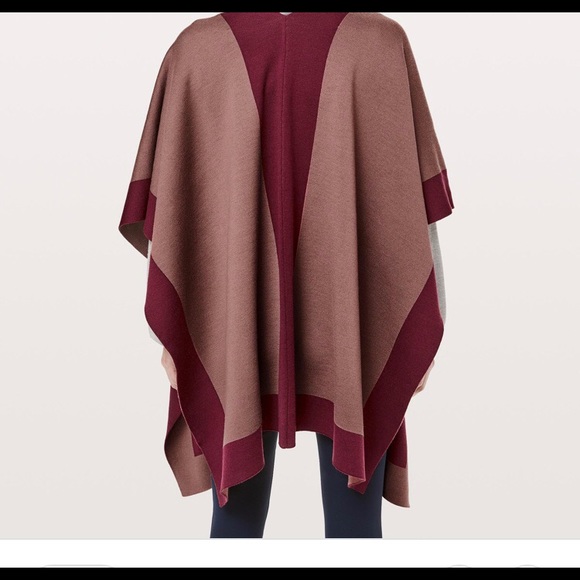 Lululemon Bundle Up Wrap shawl NEW - Picture 3 of 8